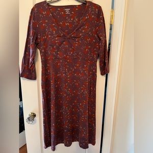 Toad&Co Rosalinda dress with empire waist and 3/4 sleeves. Approx 41 L, 18 PTP.
